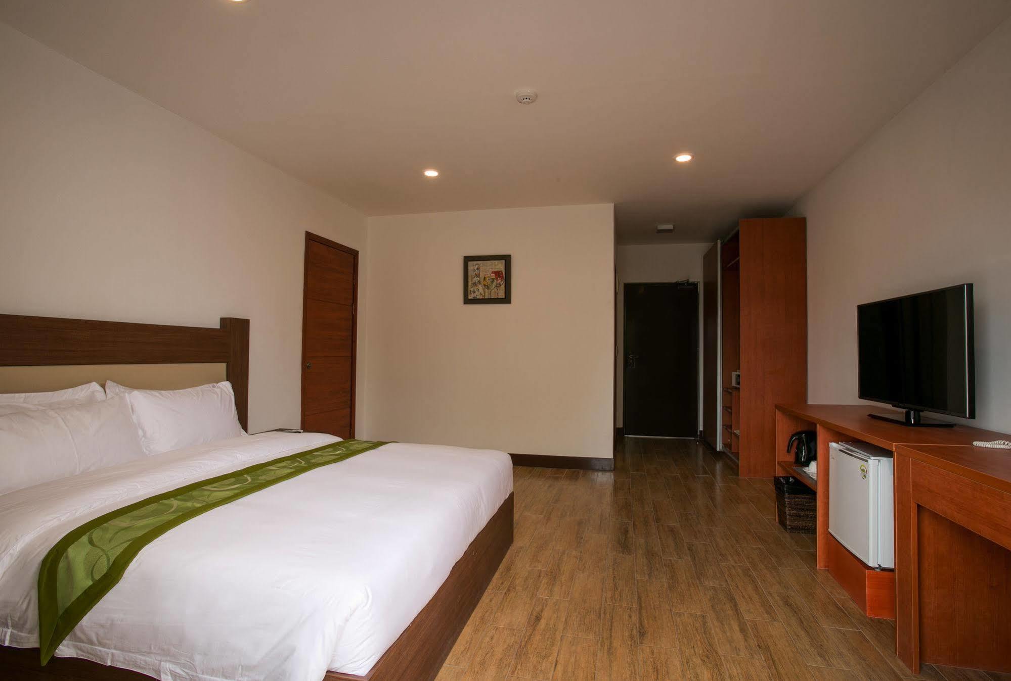 Gabi Resort & Spa Cordova  Εξωτερικό φωτογραφία
